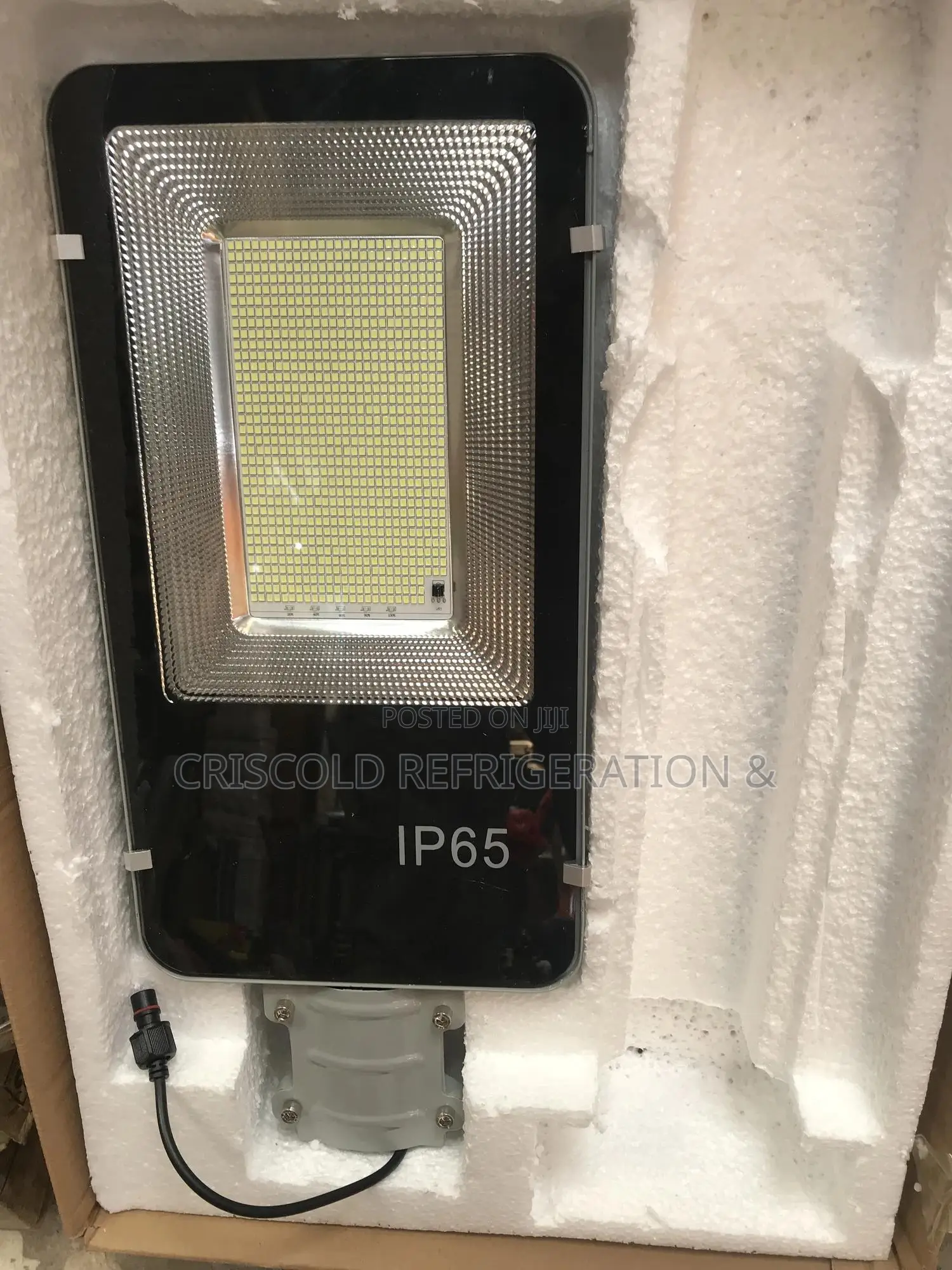 300w Solar Streetlight / Rechargeable Streetlight