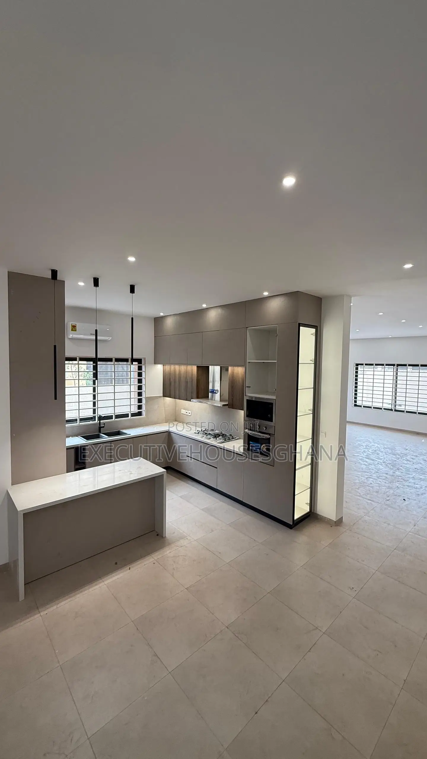 4bdrm House in Executivehousesghana, Spintex for sale