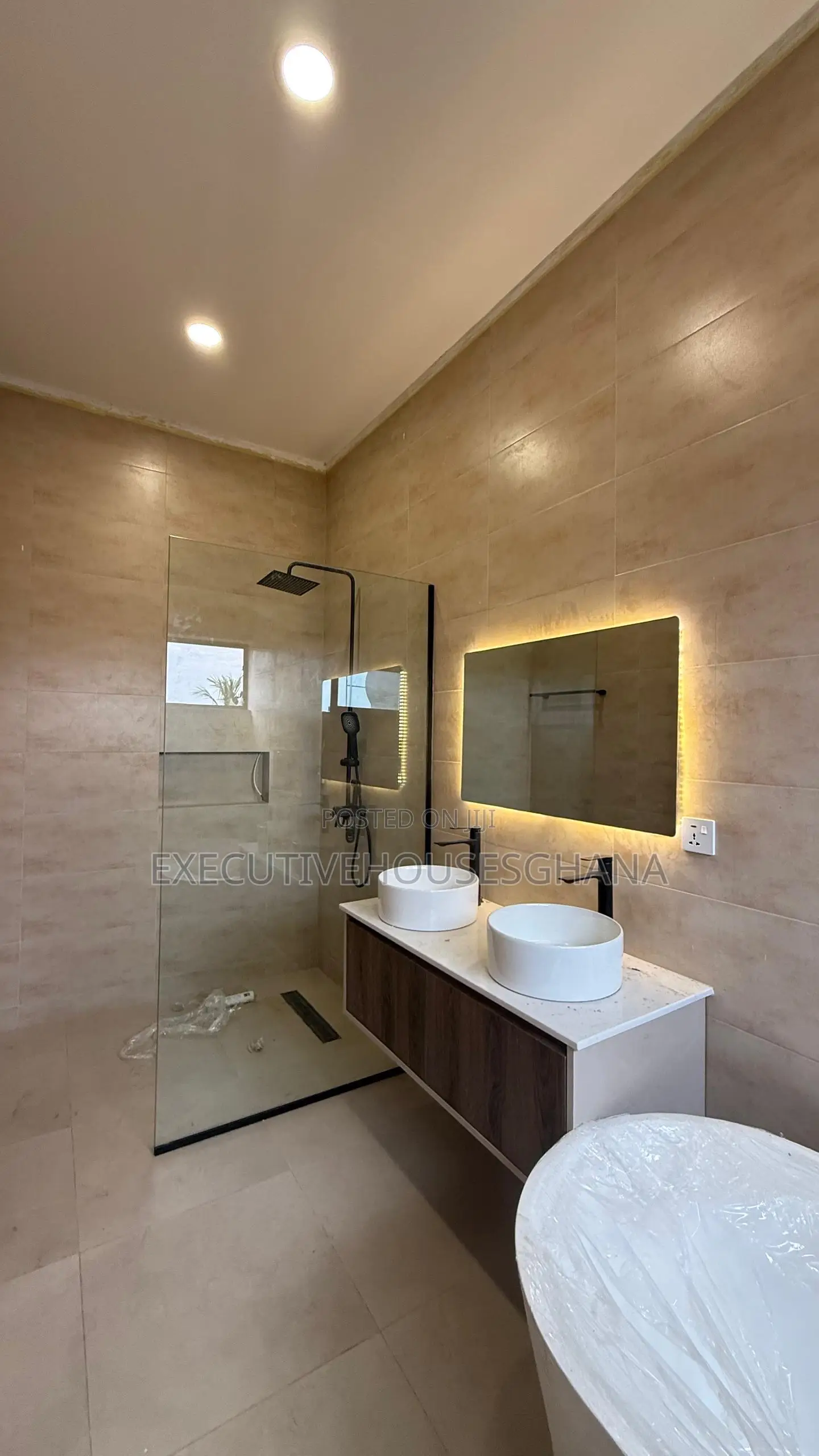 4bdrm House in Executivehousesghana, Spintex for sale