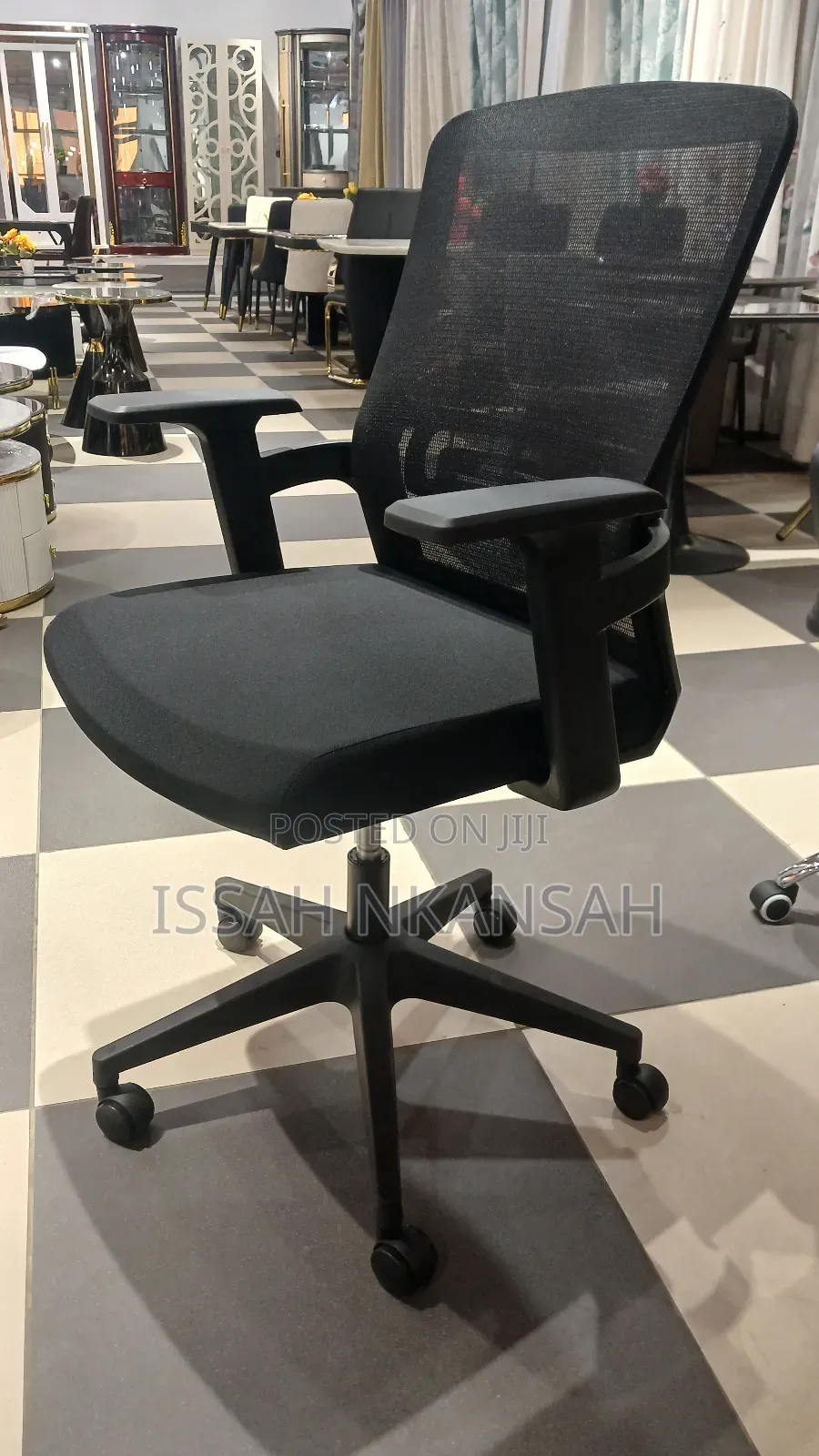 Swevil Chair Boss Chair
