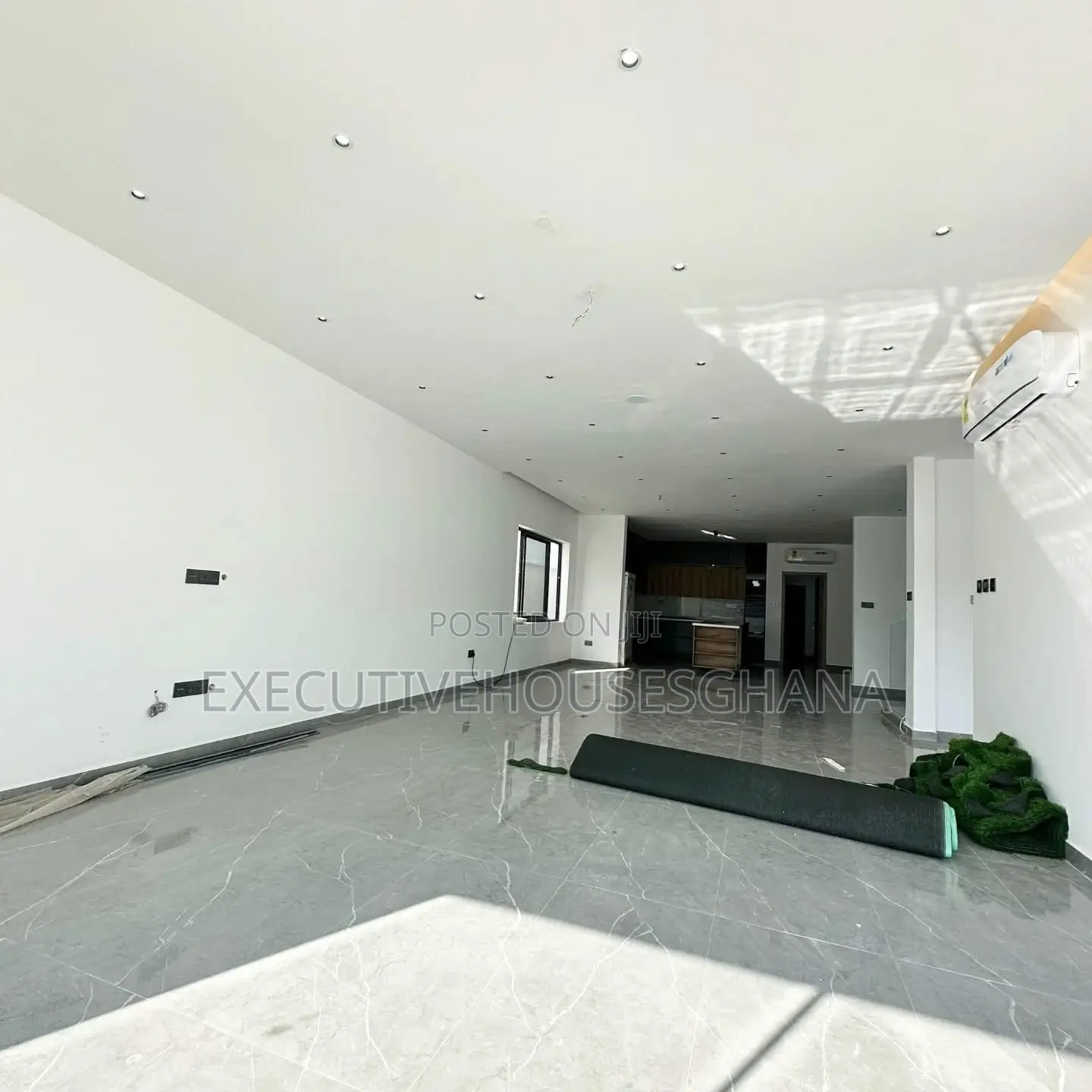 5bdrm House in Executivehousesghana, School Junction for sale