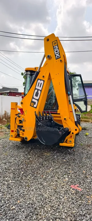JCB 3dx Backhoe Loader.Brand New