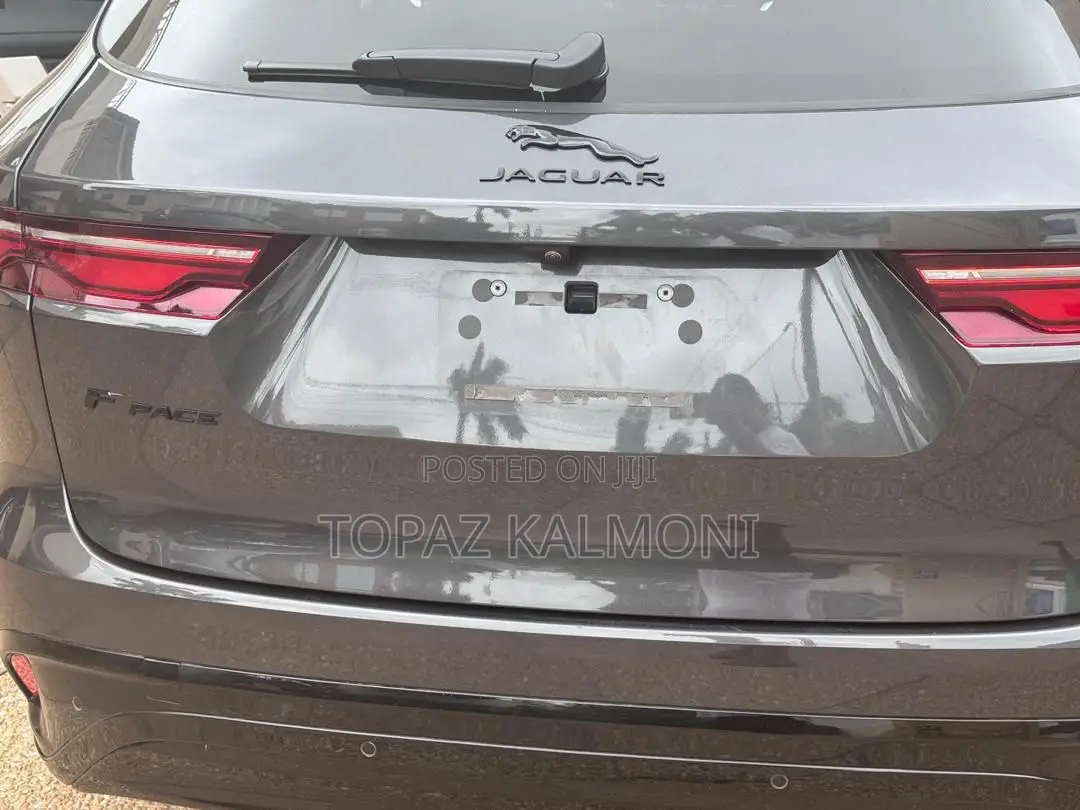 Jaguar F-Pace 2022 Gray