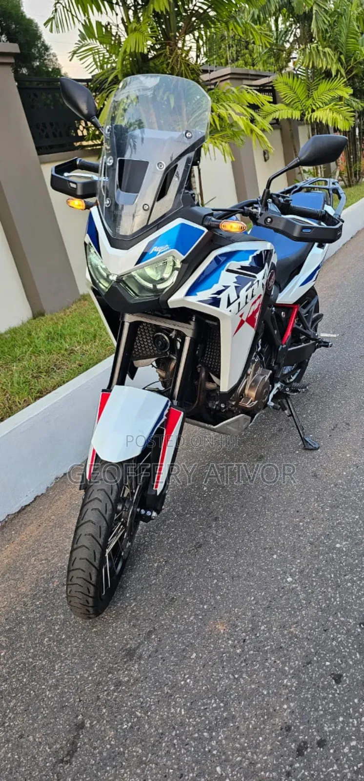Honda 2025 White