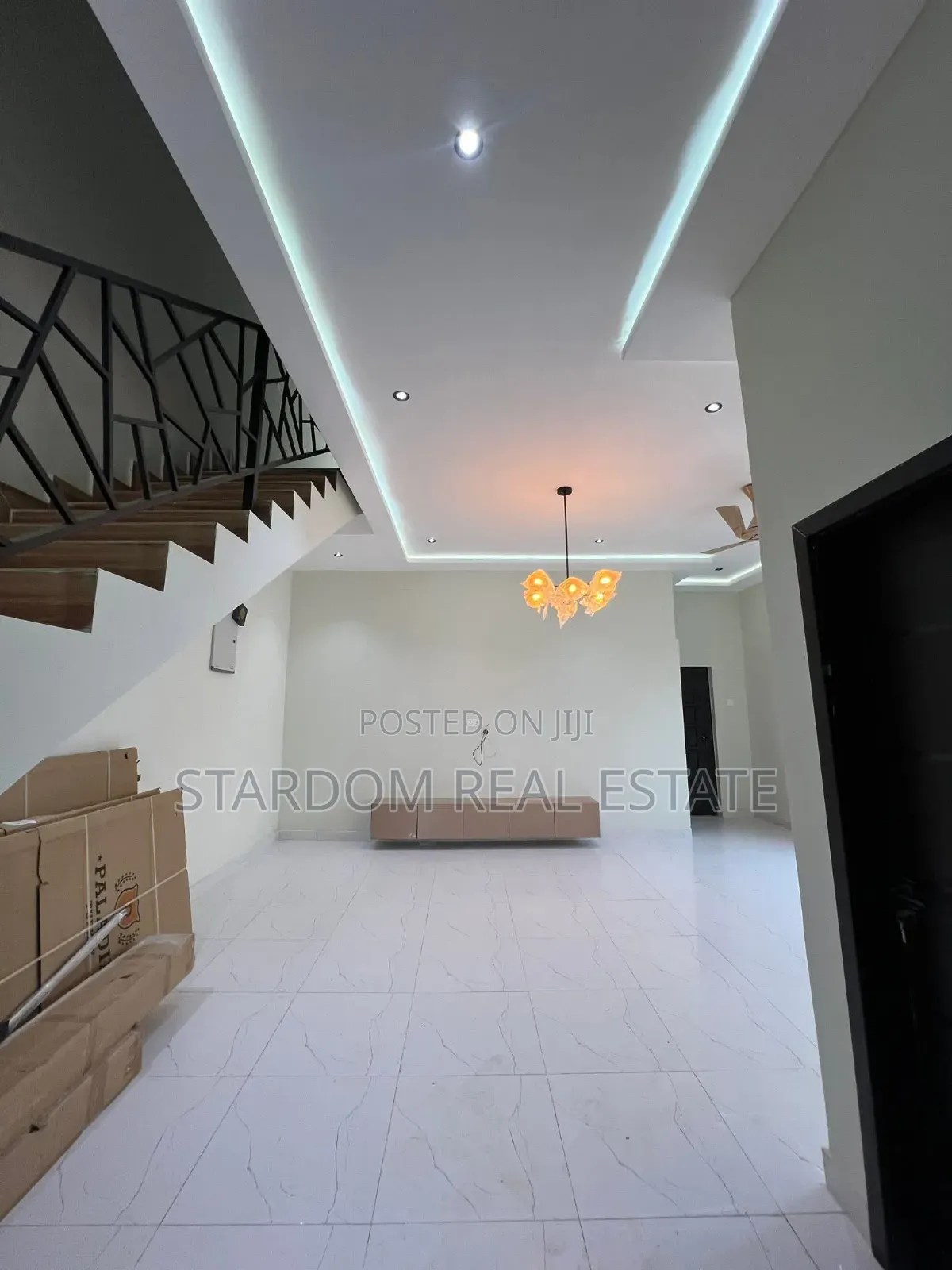4bdrm Duplex in East Legon Hills for sale