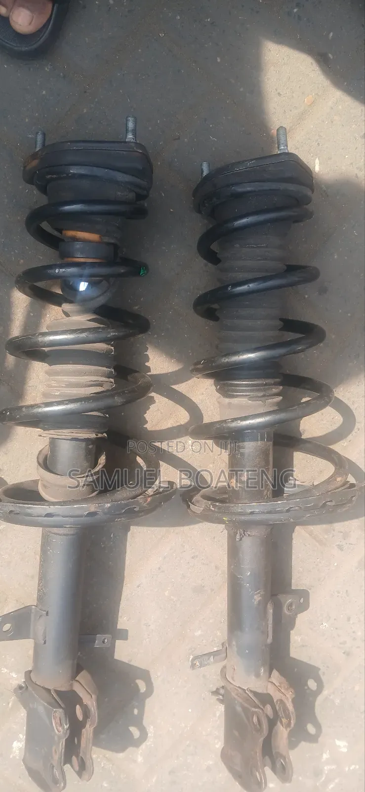 Toyota Highlander 2012 to 2017 4x4 Back Shocks
