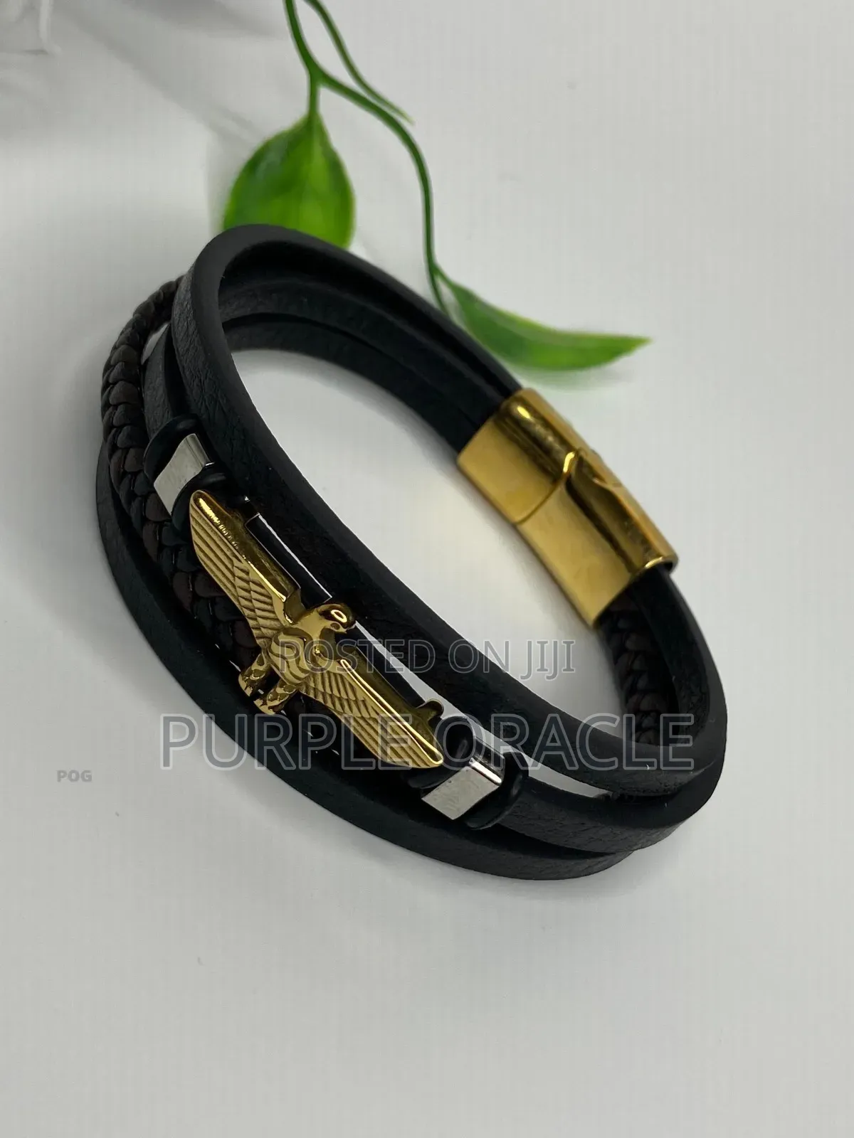 Men's Black Leather And Gold-plated Bracelet.