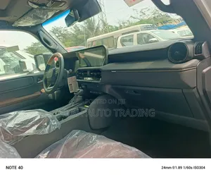 Toyota Land Cruiser 2025 White