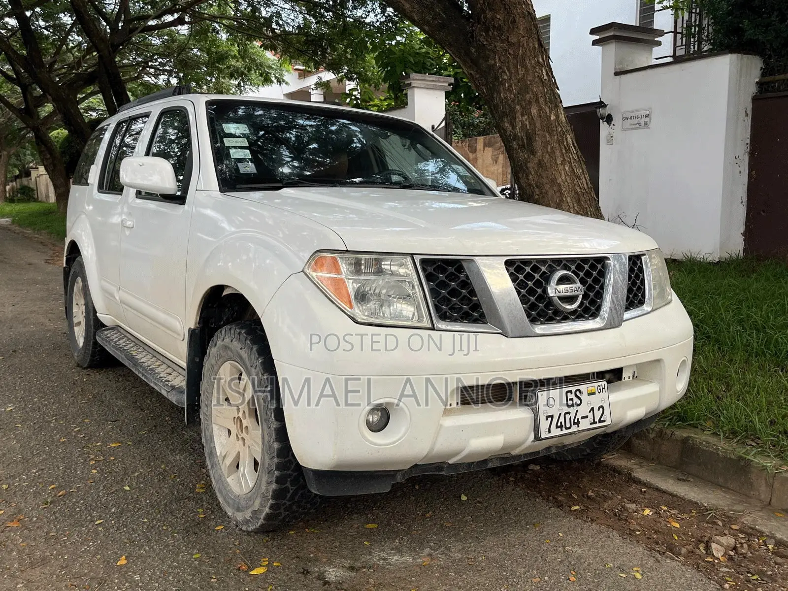 Nissan Pathfinder LE 4x4 2005 White
