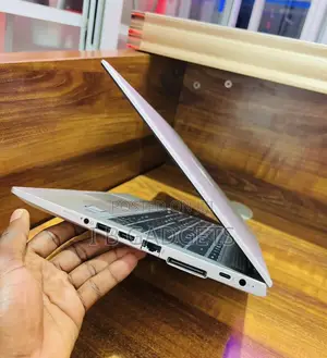 Laptop HP EliteBook 830 G6 8GB Intel Core i5 SSD 256GB