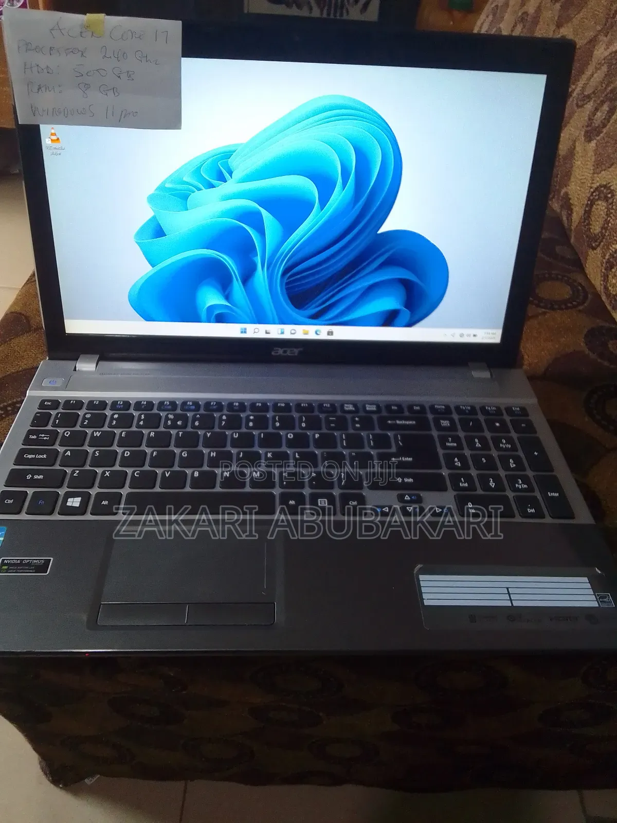 Laptop Acer Aspire V3-372T 8GB Intel Core i7 HDD+SSD 500GB