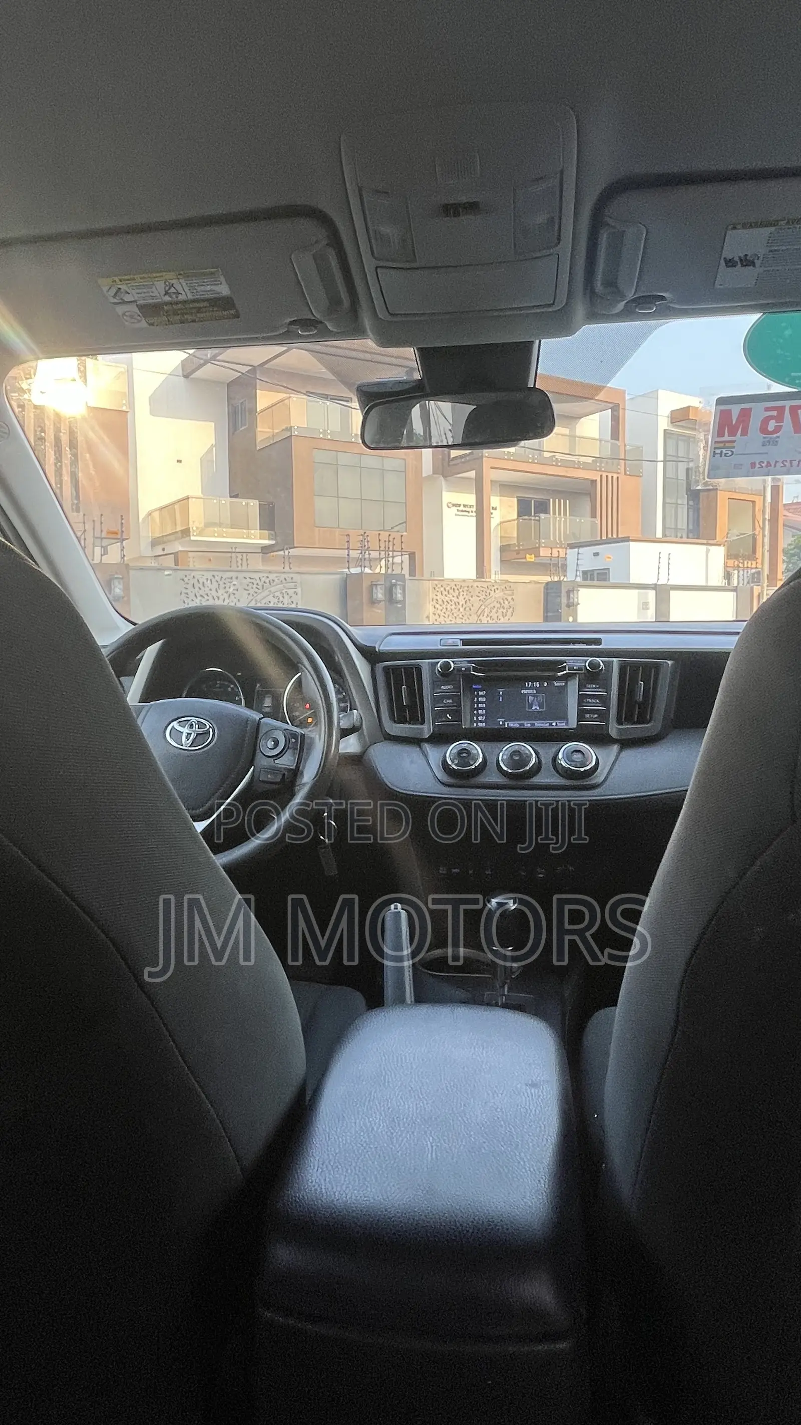 Toyota RAV4 LE 4dr SUV AWD (2.5L 4cyl 6A) 2018 Black