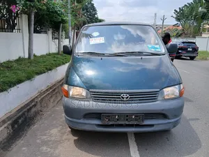 Toyota HiAce 2008 Green