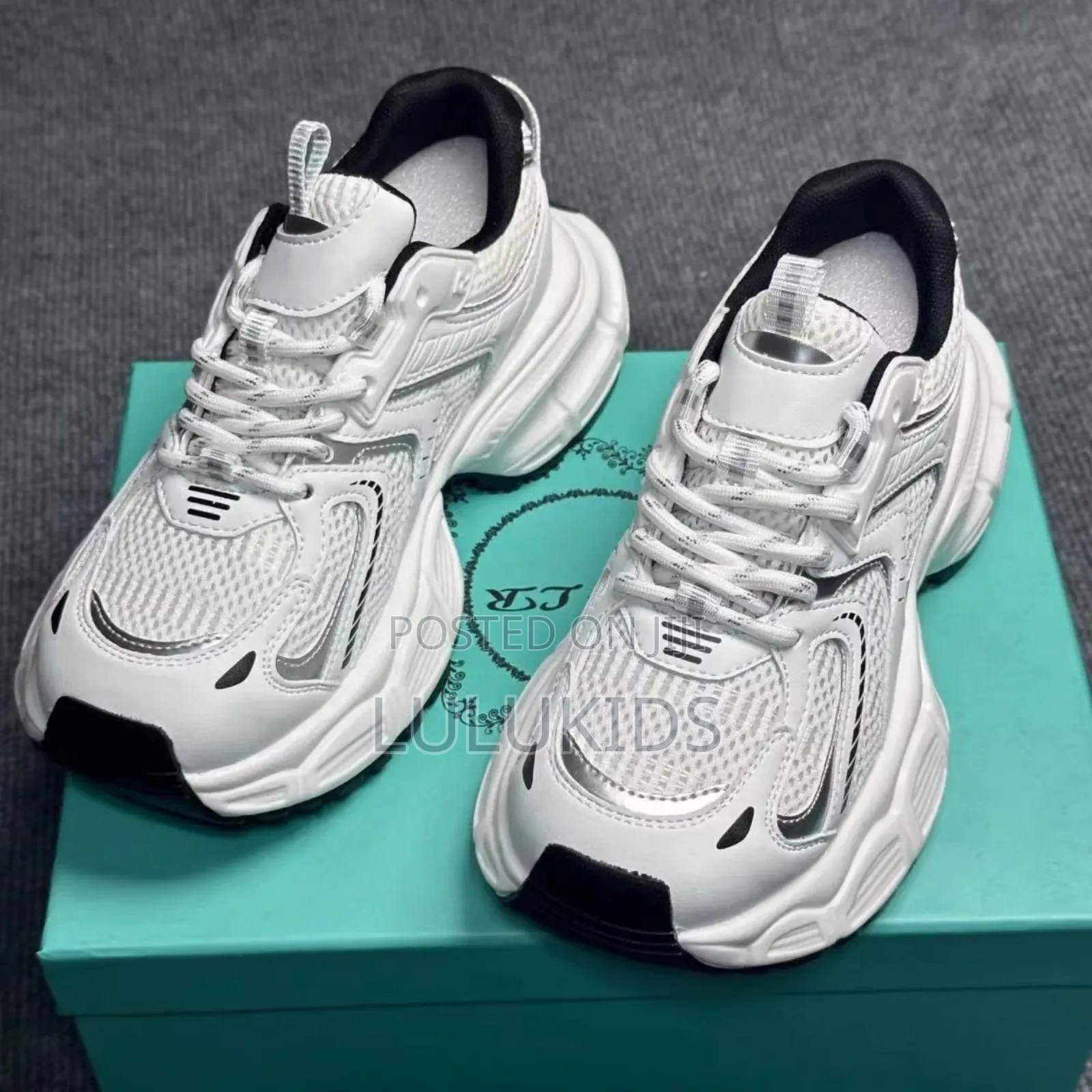 Ladies Sneakers