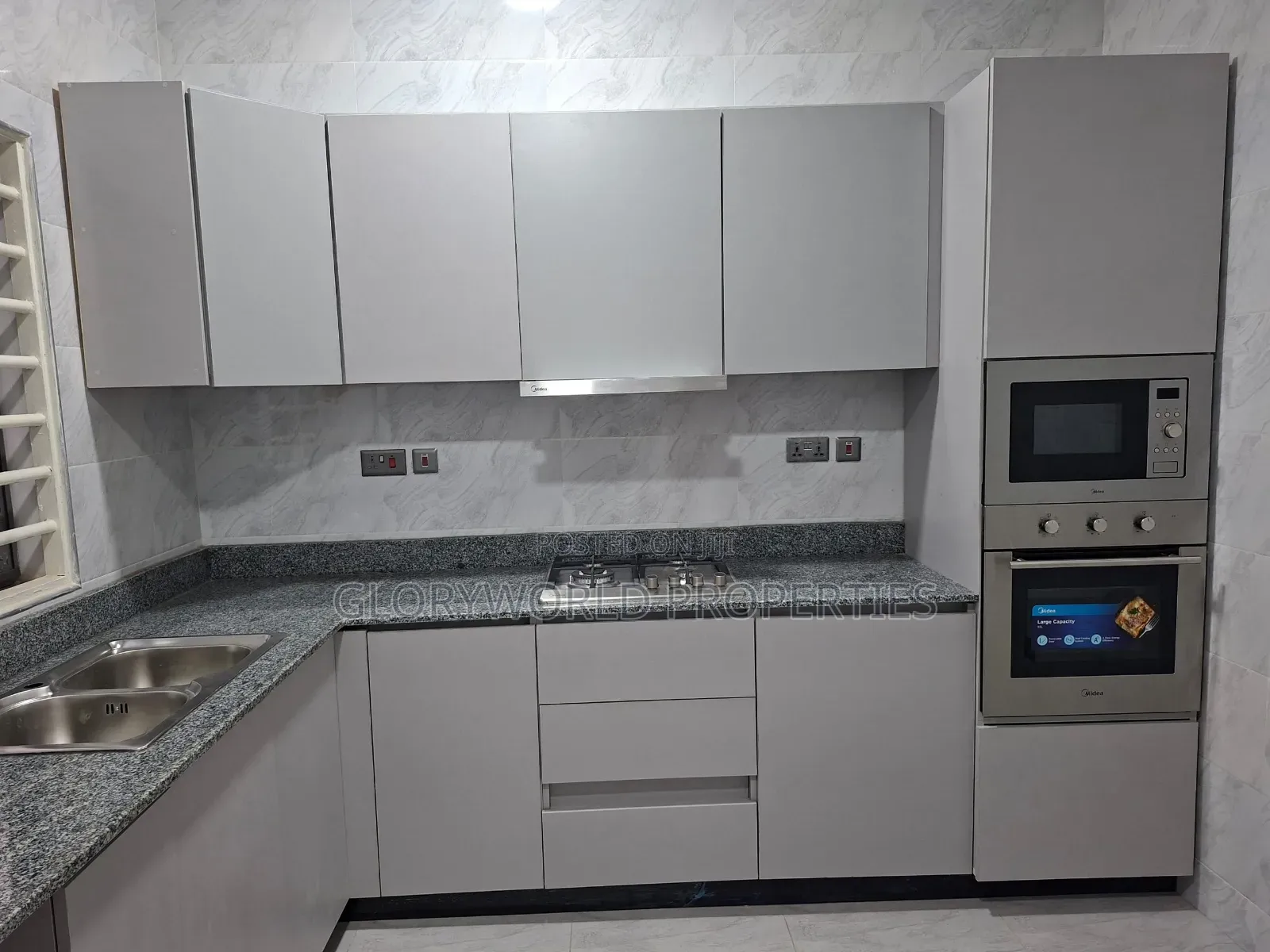 3bdrm House in Lashibi for sale