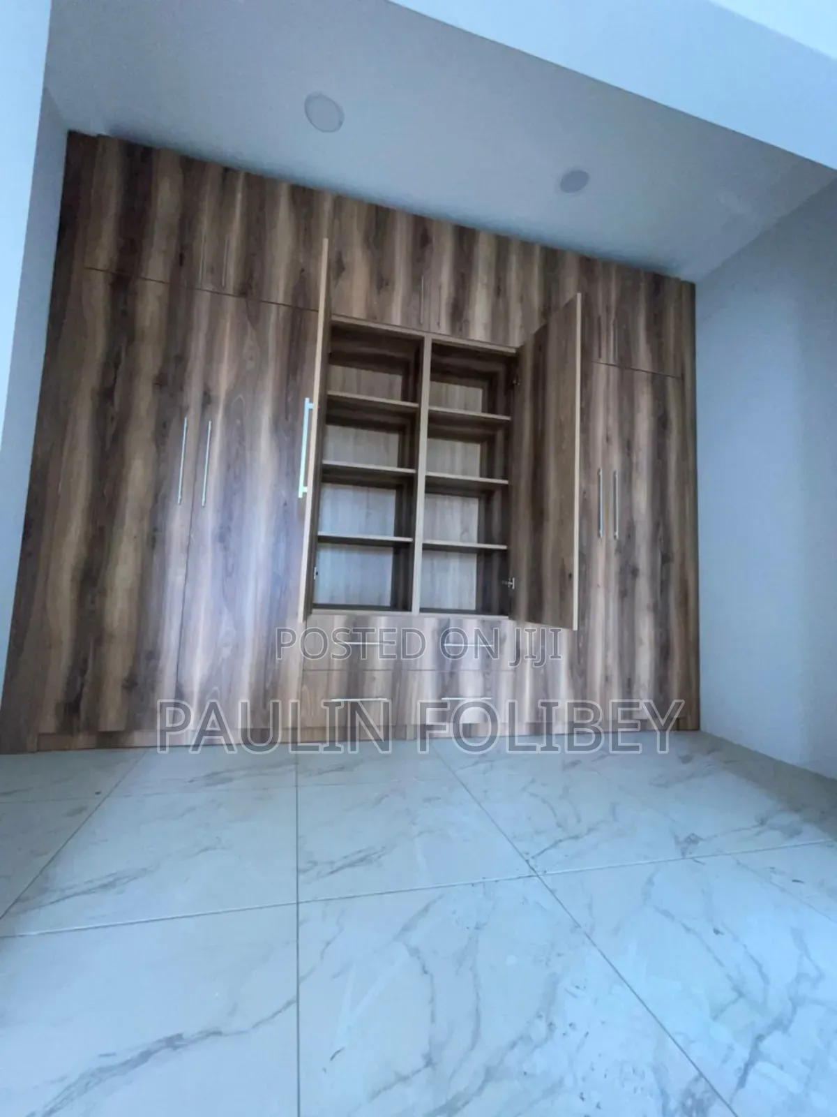 4bdrm Duplex in Dgproperties, Pokuase for rent