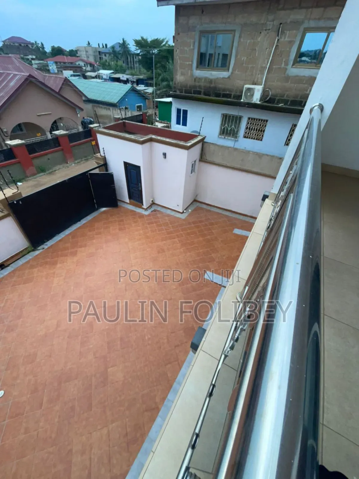 4bdrm Duplex in Dgproperties, Pokuase for rent