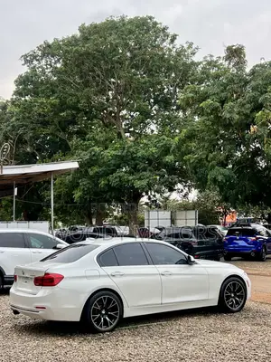 BMW 330i 2017 White