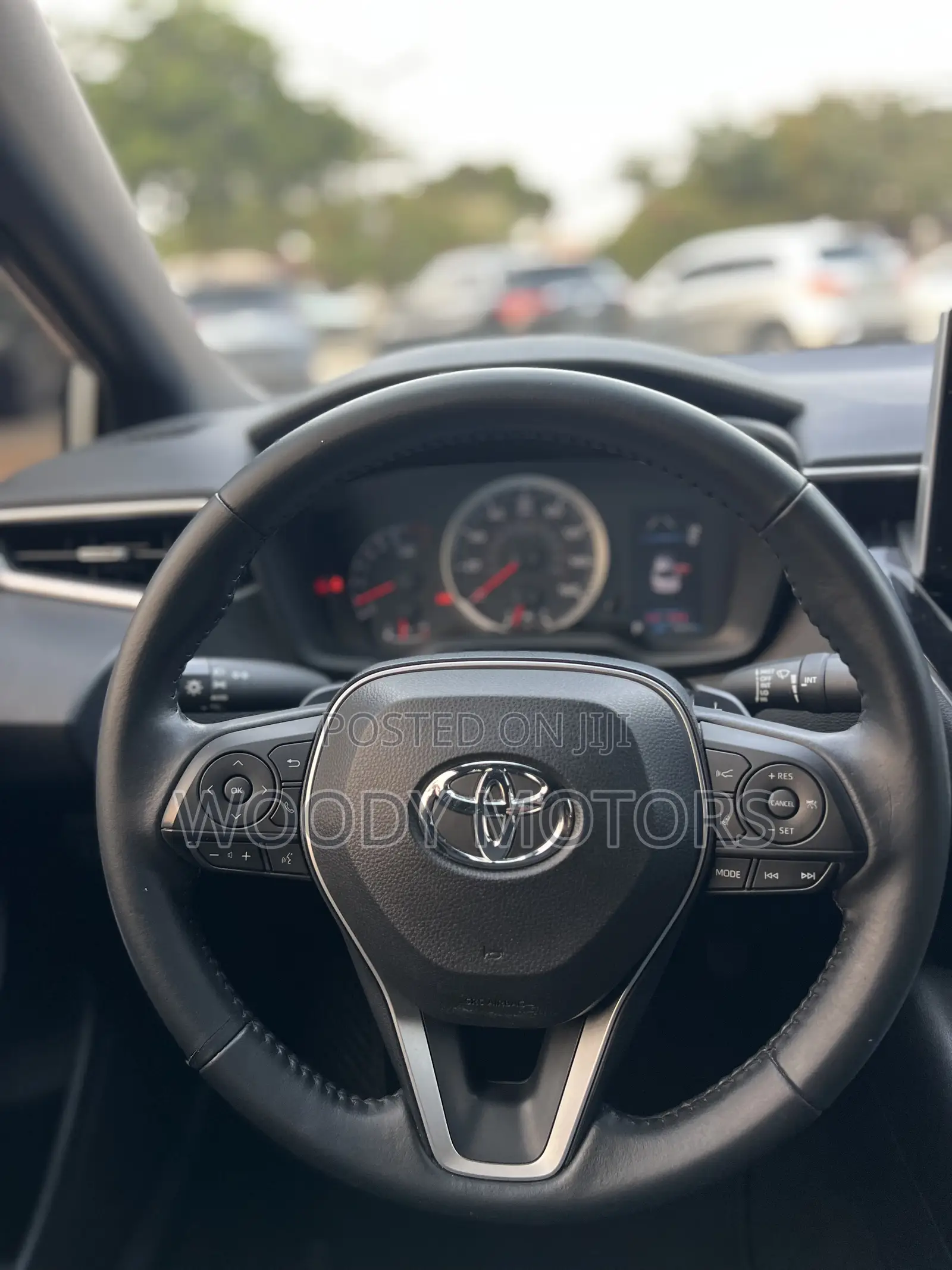 Toyota Corolla SE 2020 Silver