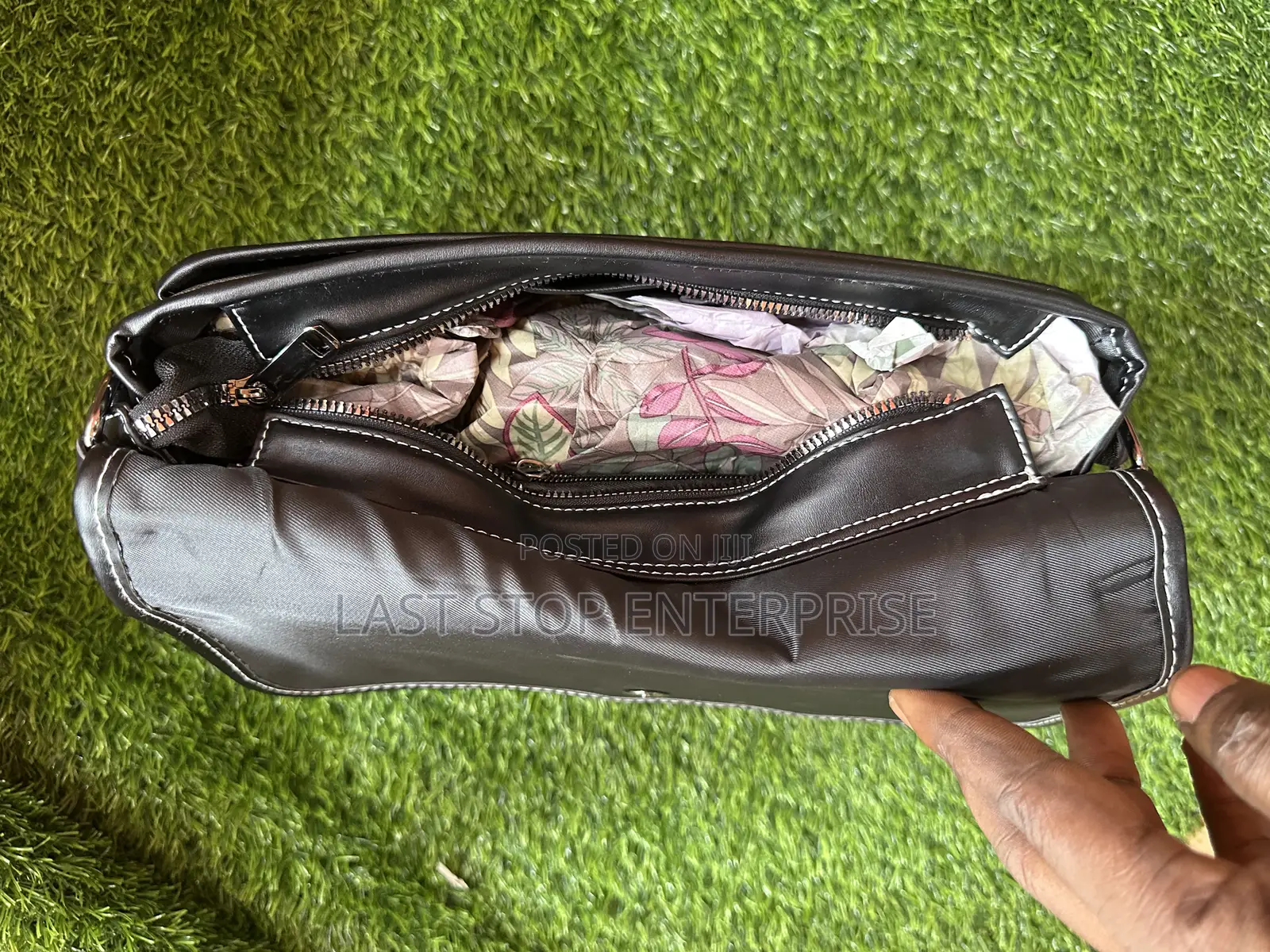 Quality and Classic Cross Body Bag
