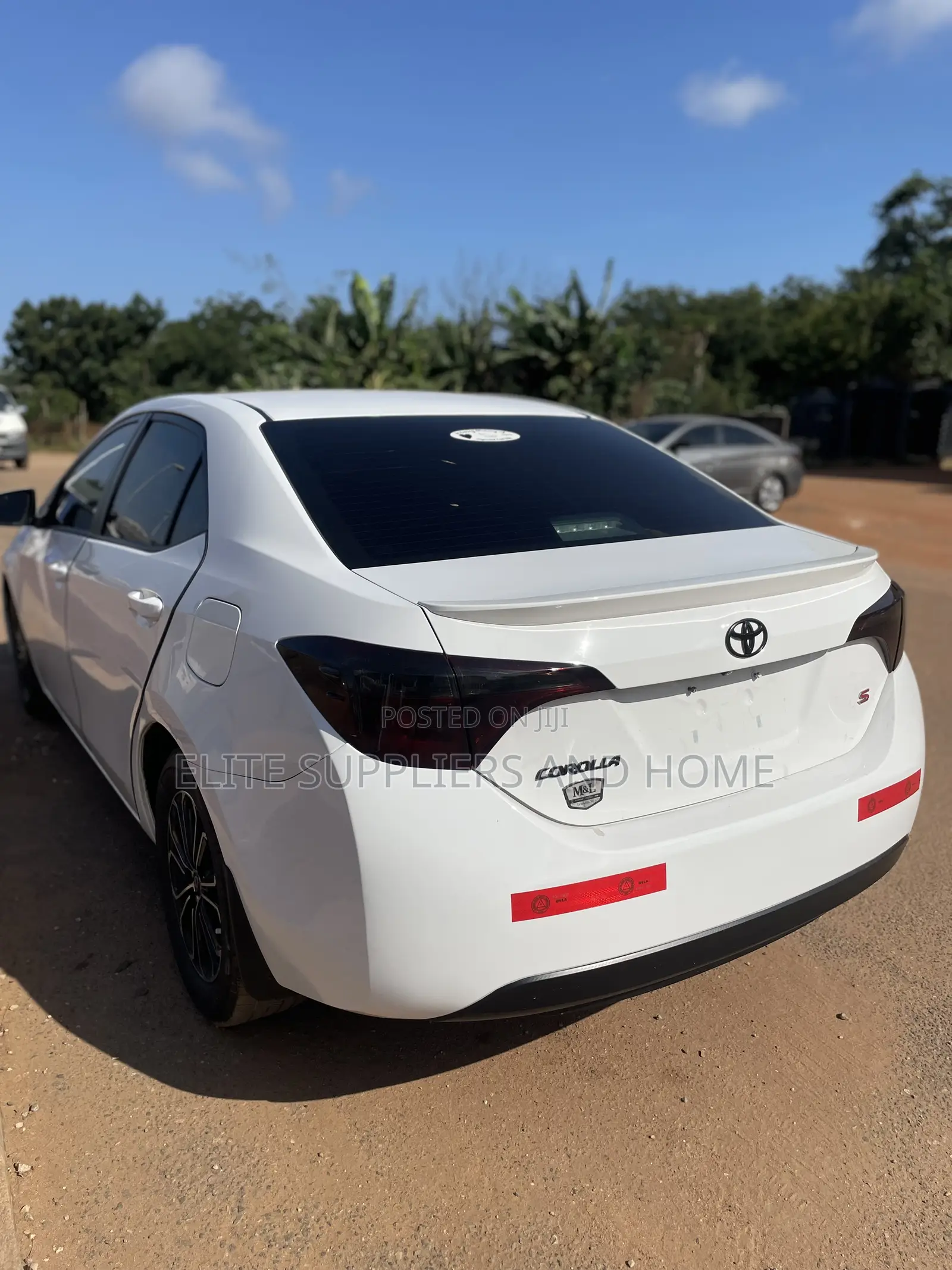 Toyota Corolla 2015 White