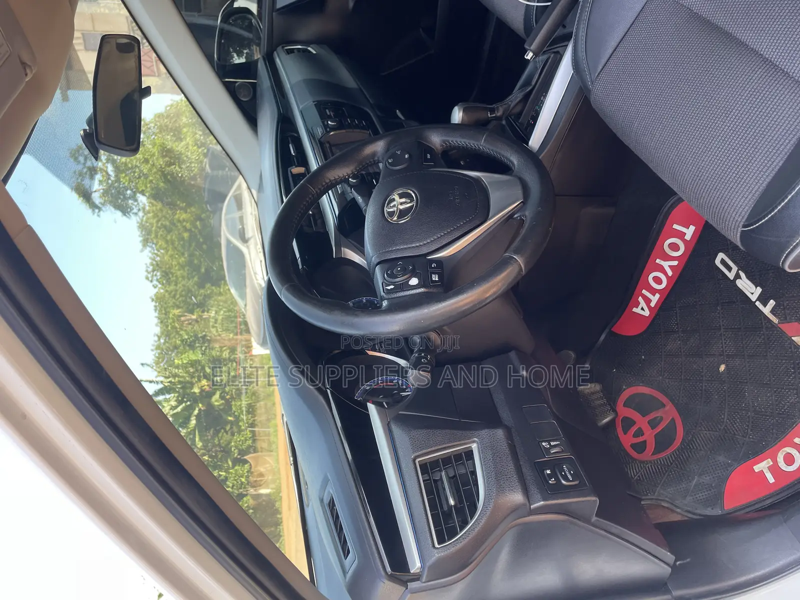 Toyota Corolla 2015 White