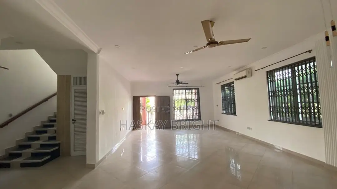 4bdrm House in Gated Community, Dome for rent