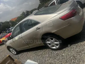 Toyota Camry 2008 Gold