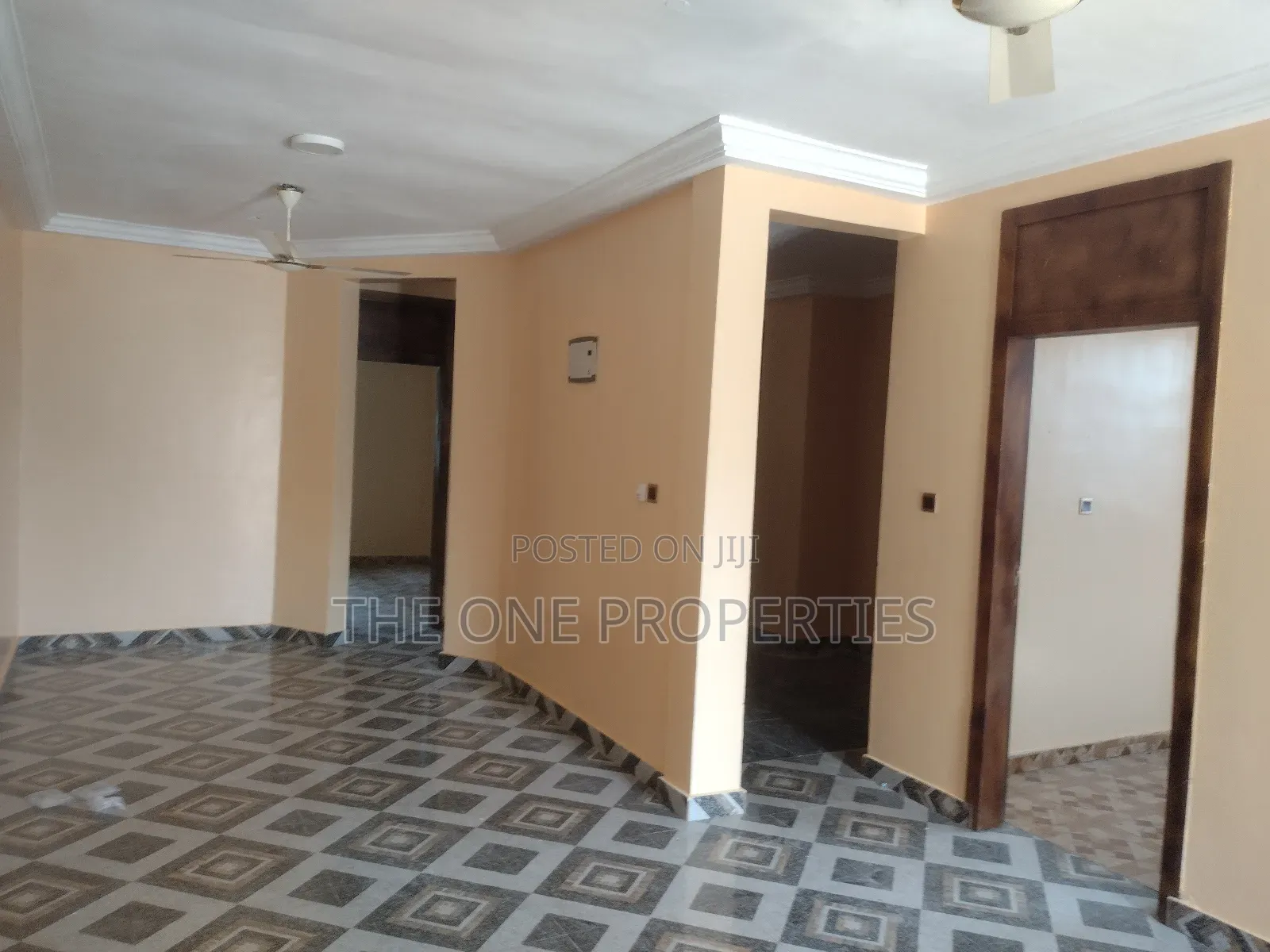 2bdrm Apartment in Adjen Kotoku, Amasaman for rent