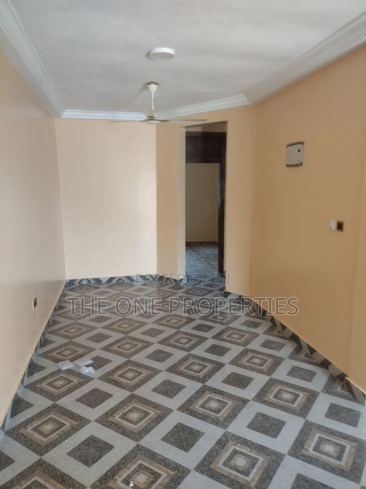 2bdrm Apartment in Adjen Kotoku, Amasaman for rent