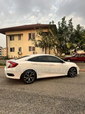 Honda Civic EX Sedan 2019 White