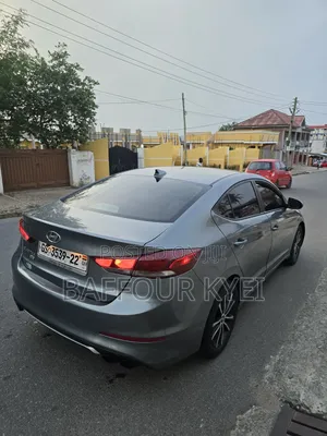 Hyundai Elantra ECO Sedan FWD (1.4L 4cyl 7A) 2017 Gray