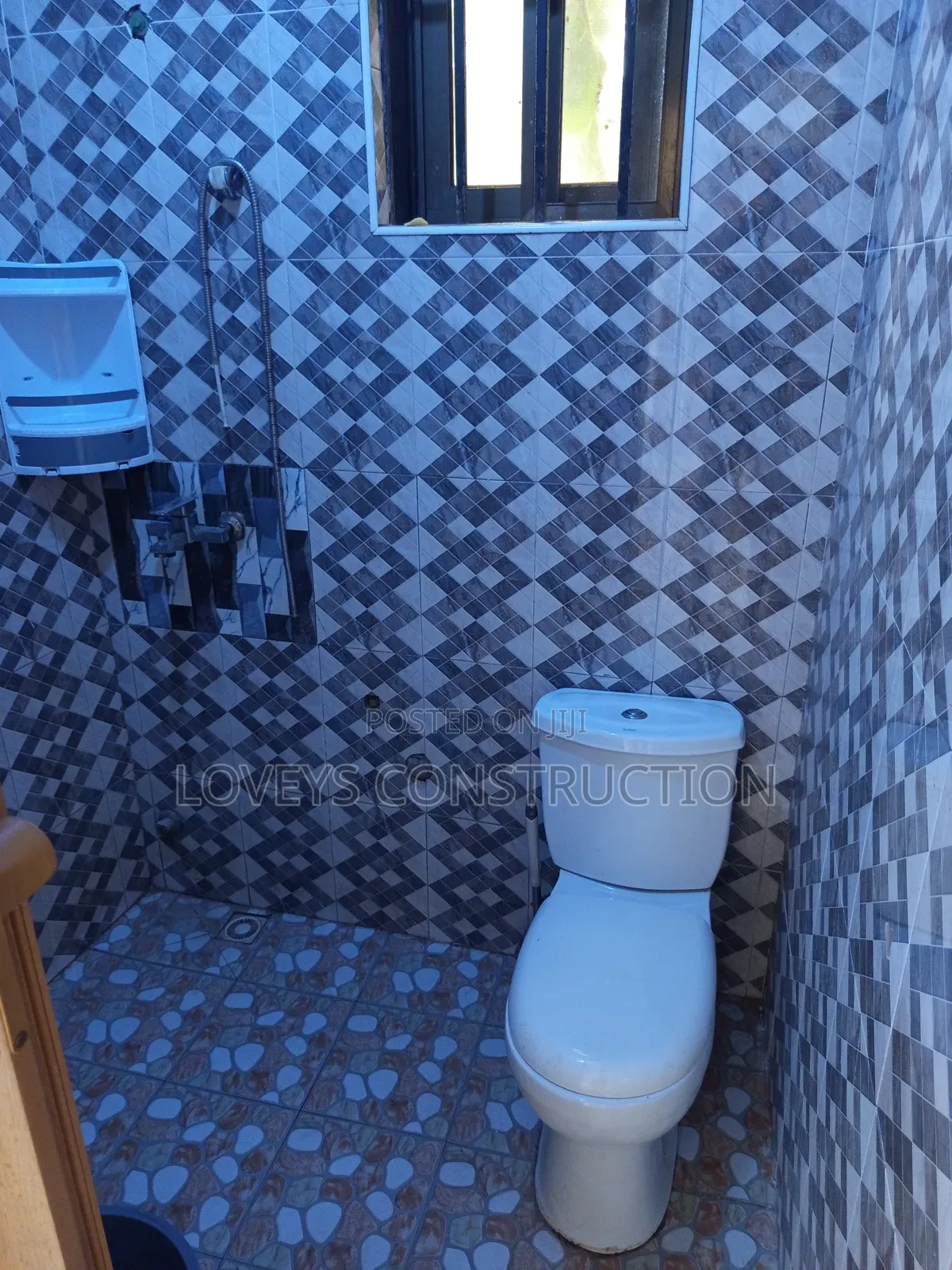 Mini Flat in Lovey'S Construction, Dodowa for rent