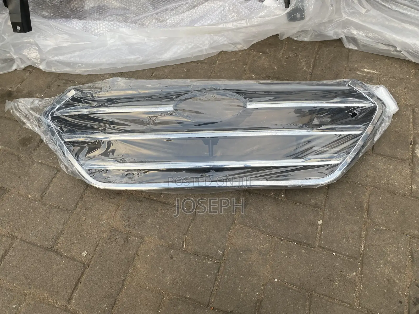 Tucson 2016,2017,2018 Top Grille