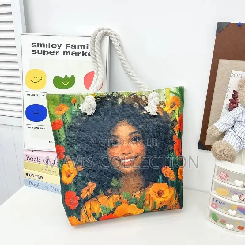 Fashionable Tote Bag