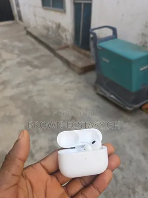 Airpods Pro 2, Usb C (Only Right Bud and Charging Case)
