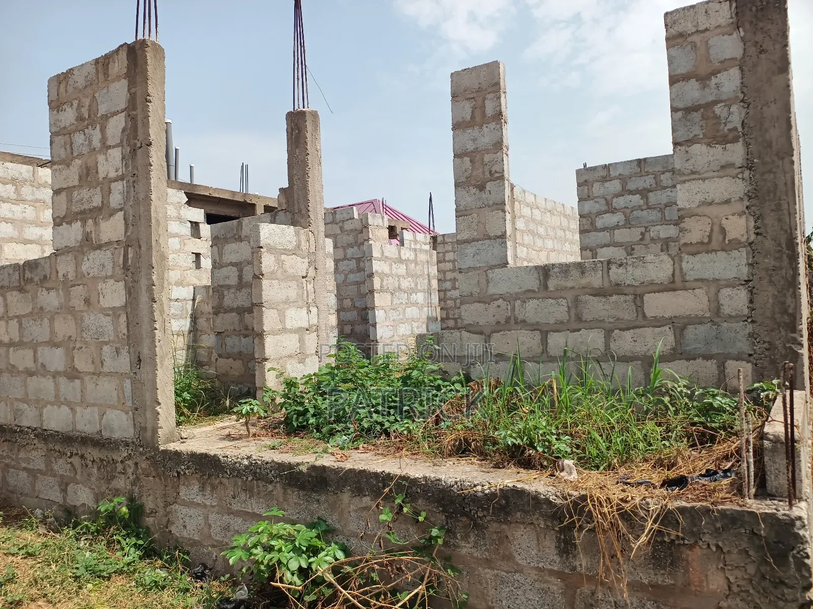2bdrm House In Gac, Tema Metropolitan For Sale