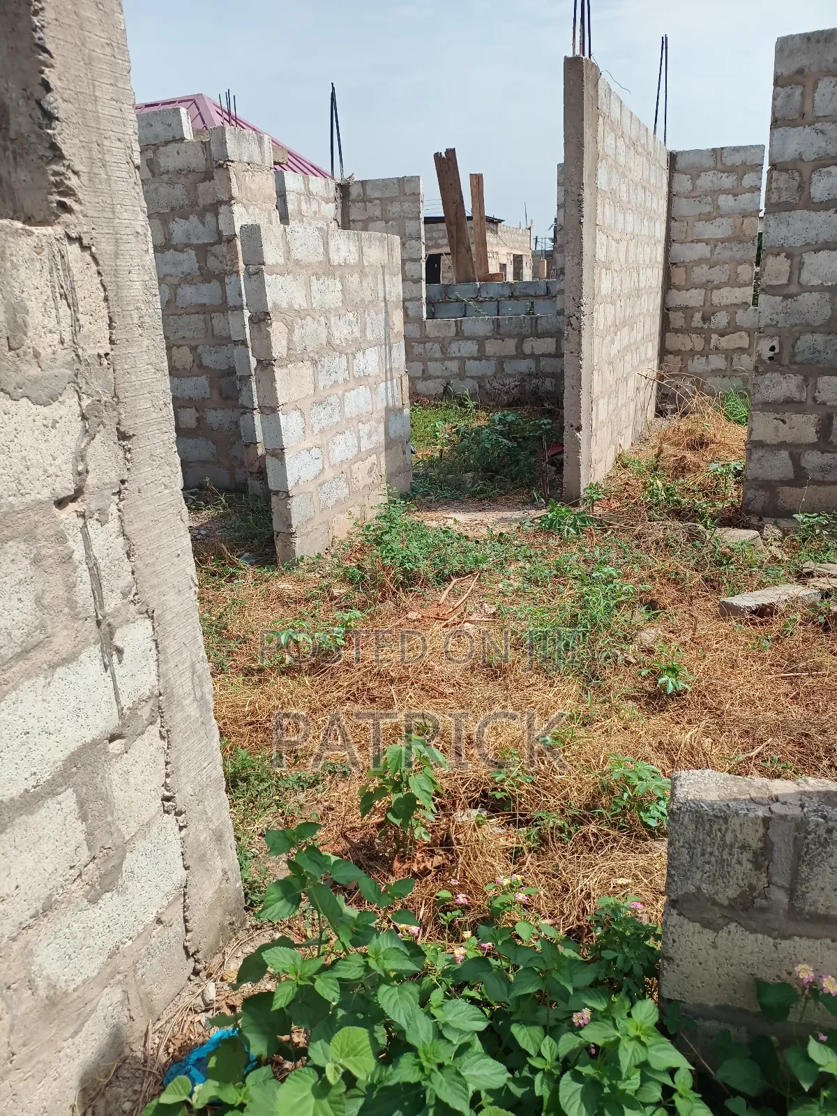 2bdrm House In Gac, Tema Metropolitan For Sale