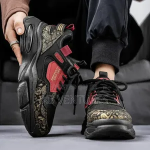 Ultra-Lightweight Men Sneakers Running Shoes