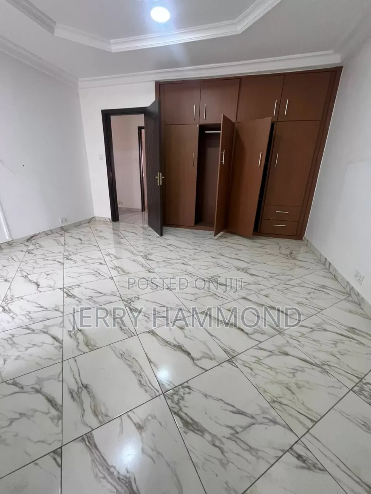 2bdrm Apartment in East Legon Not Far for rent