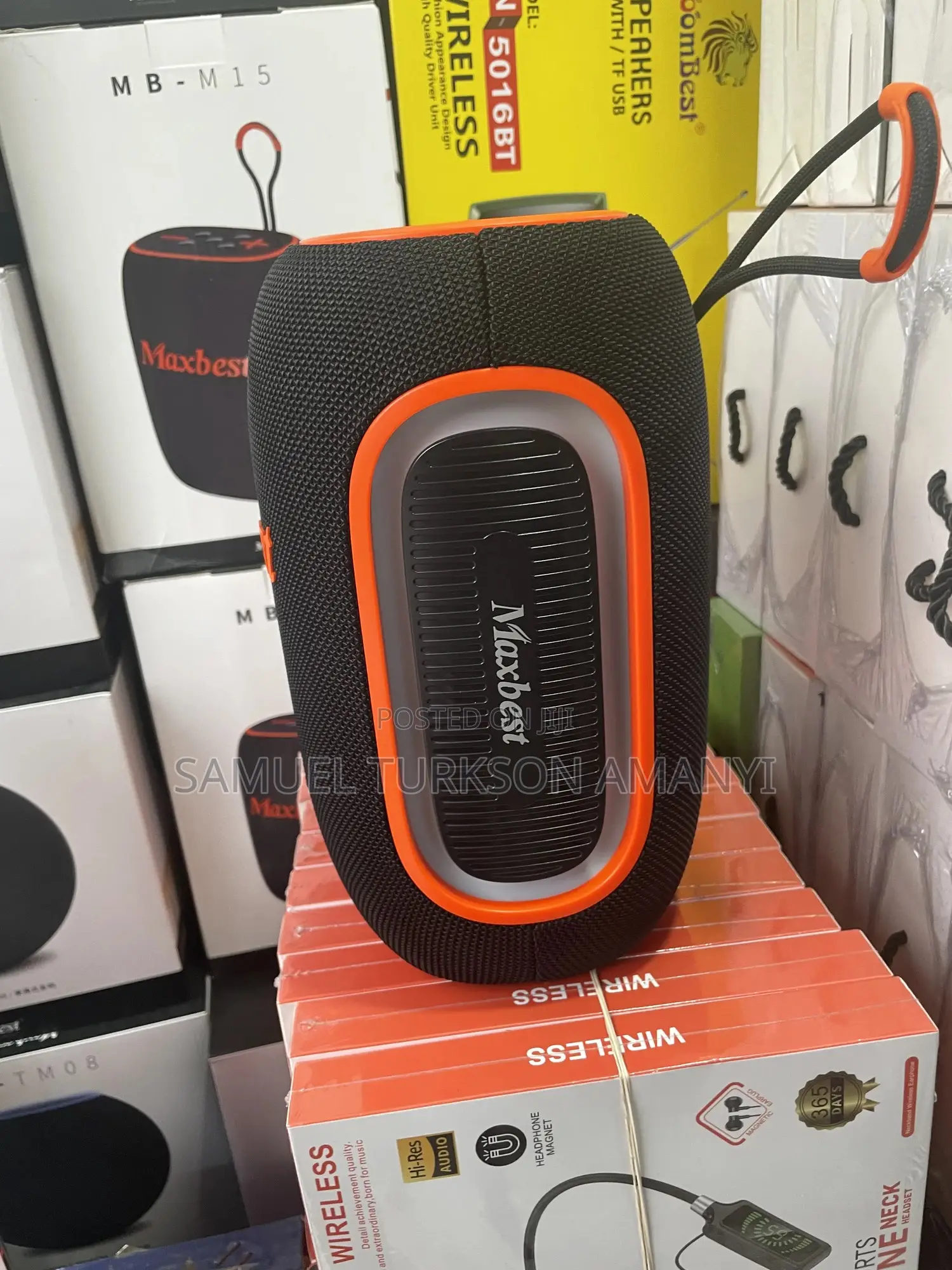 Mb-M15 Portable Bluetooth Speaker.