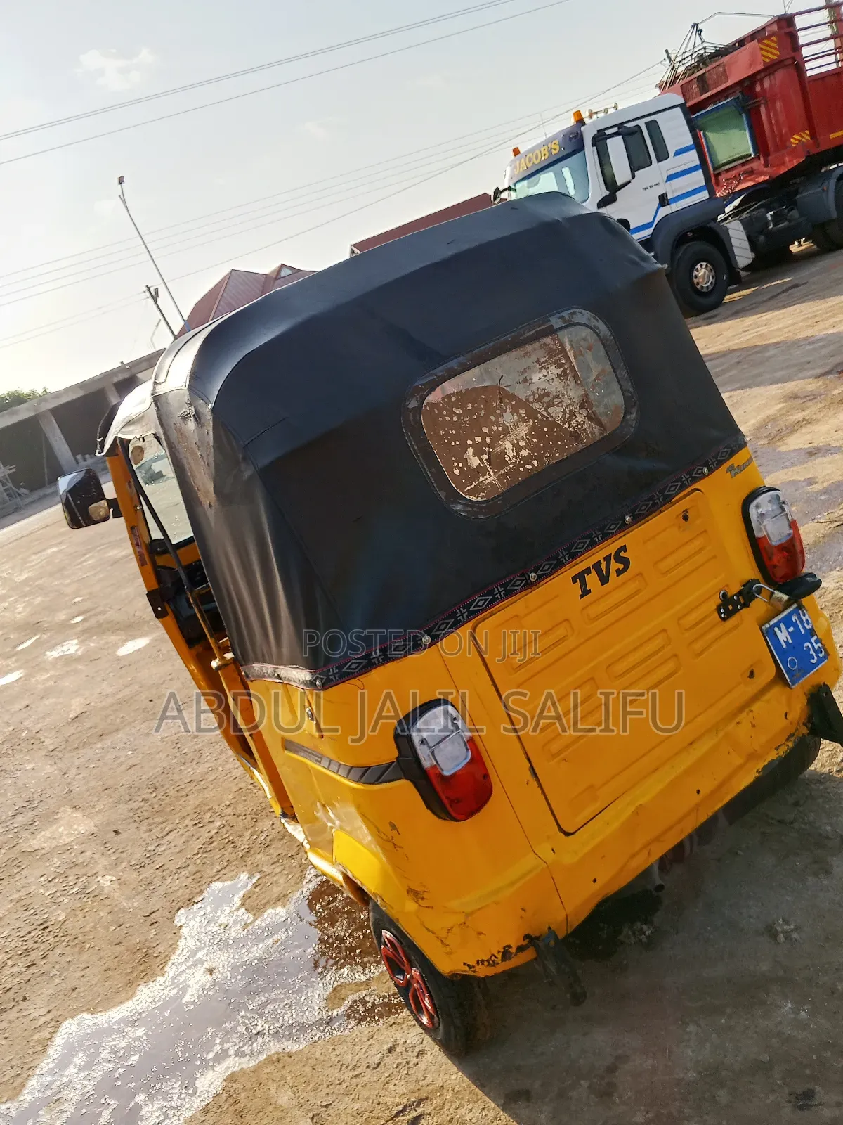 TVS Apache 160 4V 2018 Yellow
