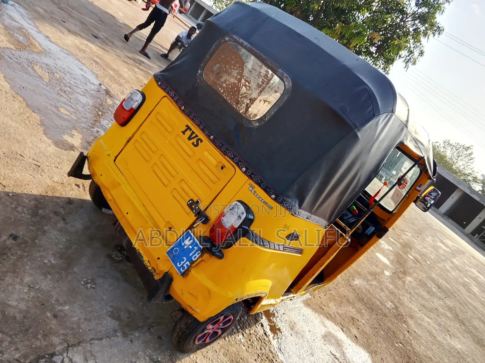 TVS Apache 160 4V 2018 Yellow