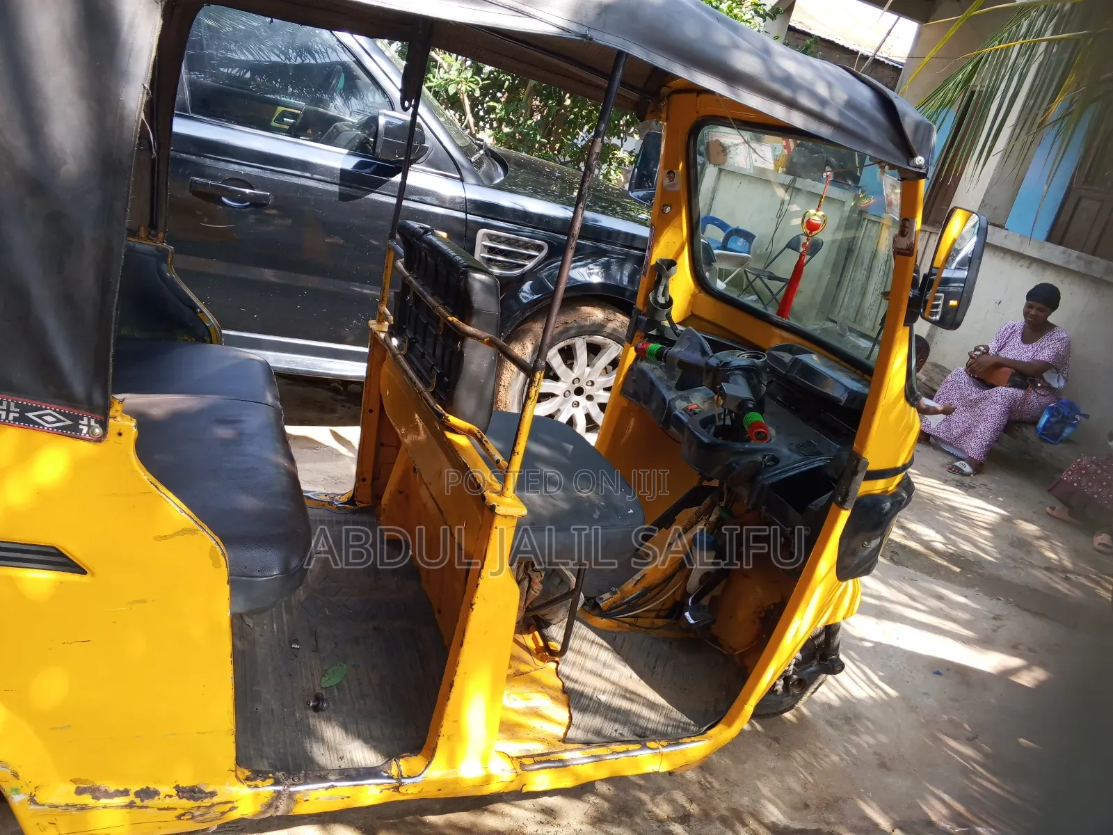 TVS Apache 160 4V 2018 Yellow