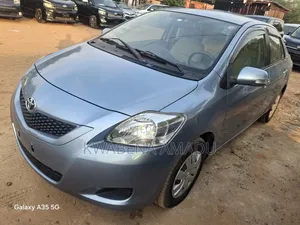 Toyota Belta 2010 Blue