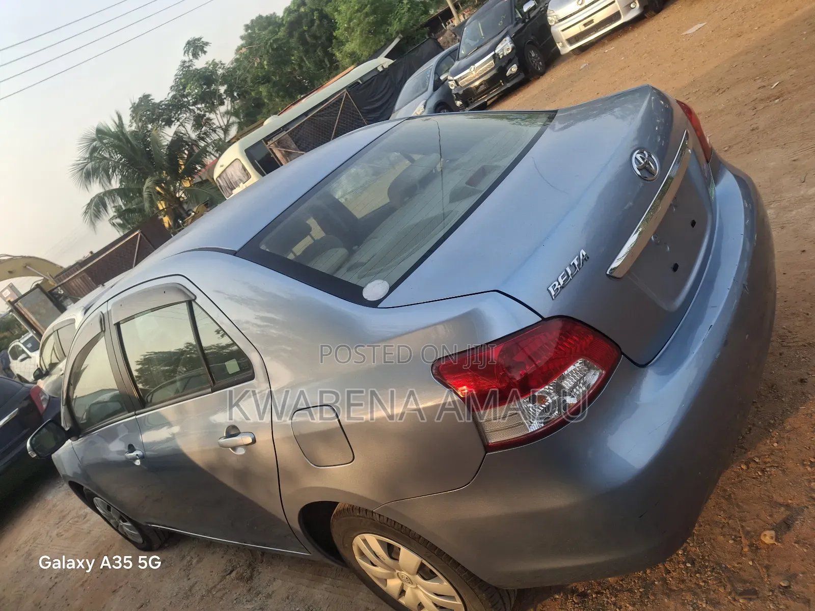 Toyota Belta 2010 Blue