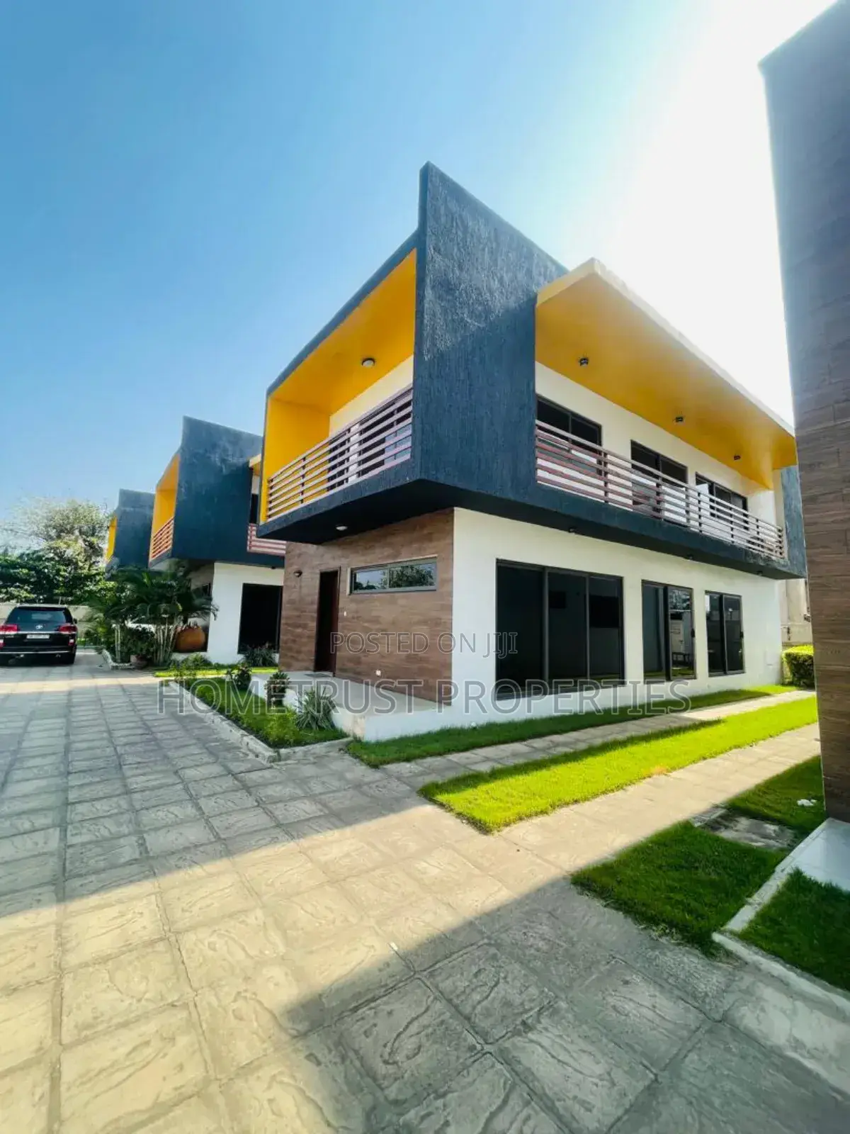 4bdrm Duplex in Hometrust Properties, Abelemkpe for rent