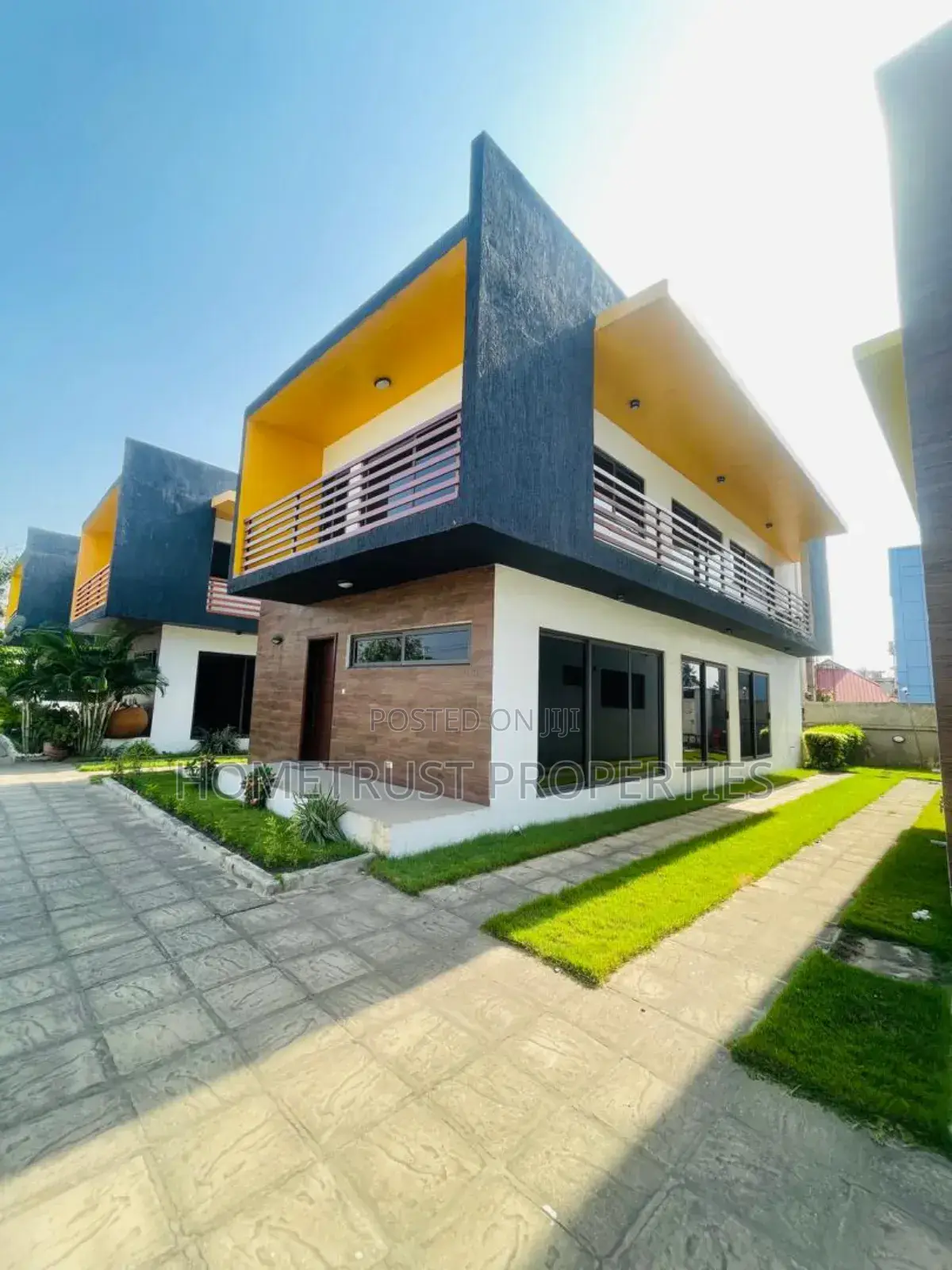 4bdrm Duplex in Hometrust Properties, Abelemkpe for rent