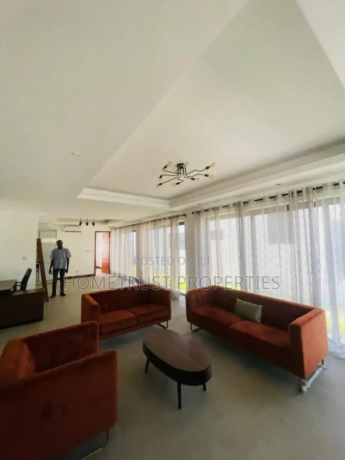 4bdrm Duplex in Hometrust Properties, Abelemkpe for rent