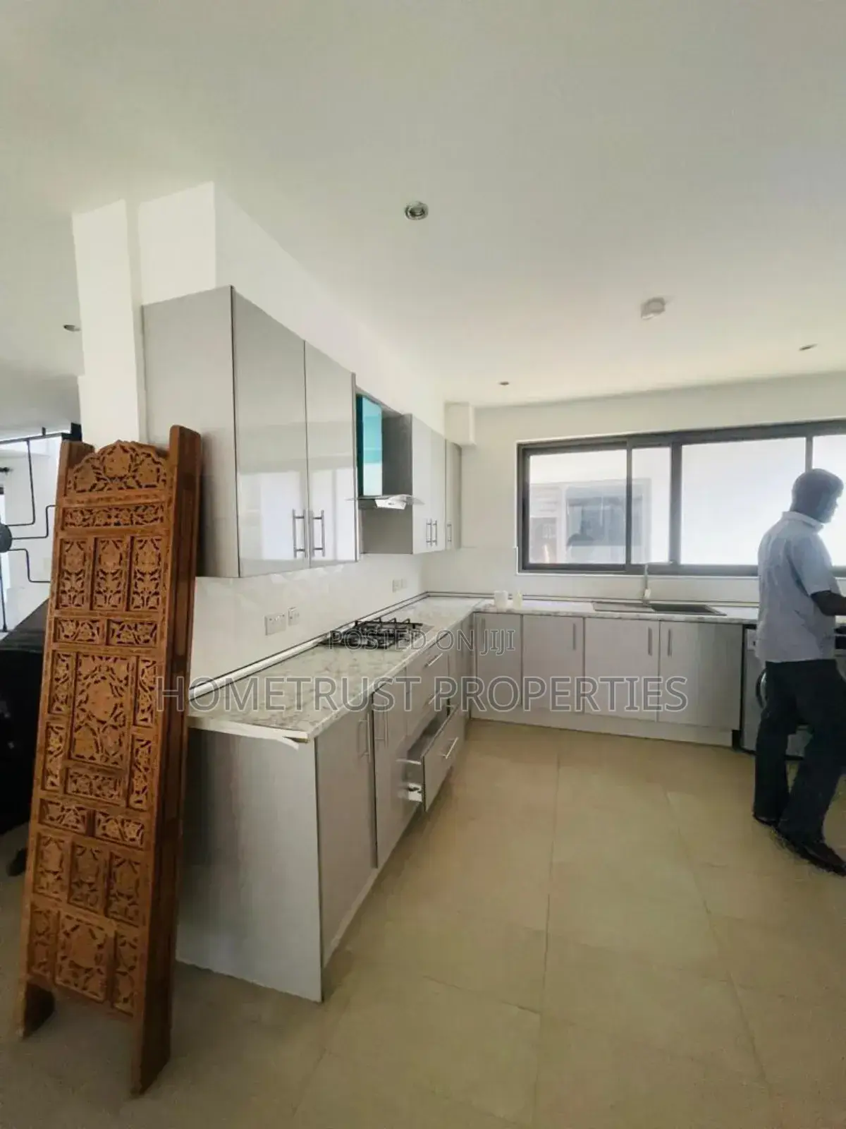 4bdrm Duplex in Hometrust Properties, Abelemkpe for rent